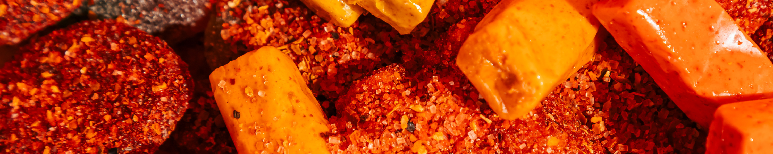 gomitas enchiladas con chamoy y chile en polvo de Candy Freaks®
